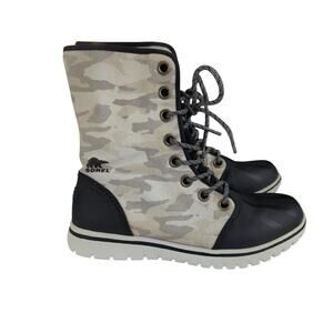 Sorel Cozy‎ 1964 Winter Boot Women's 7 1702391125 Mid Boots Lace-up Canvas Camo